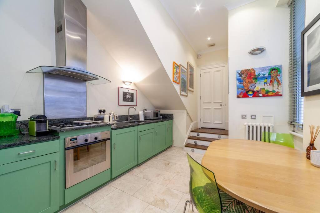 Appartamento Elegant 2-bedroom Flat In South Kensington, *
